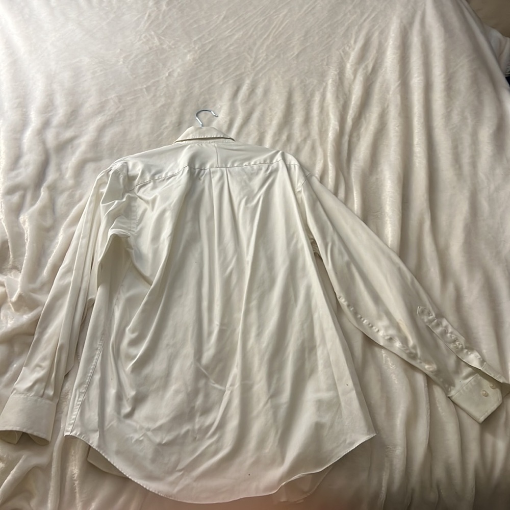 Button up - Picture 3 of 3